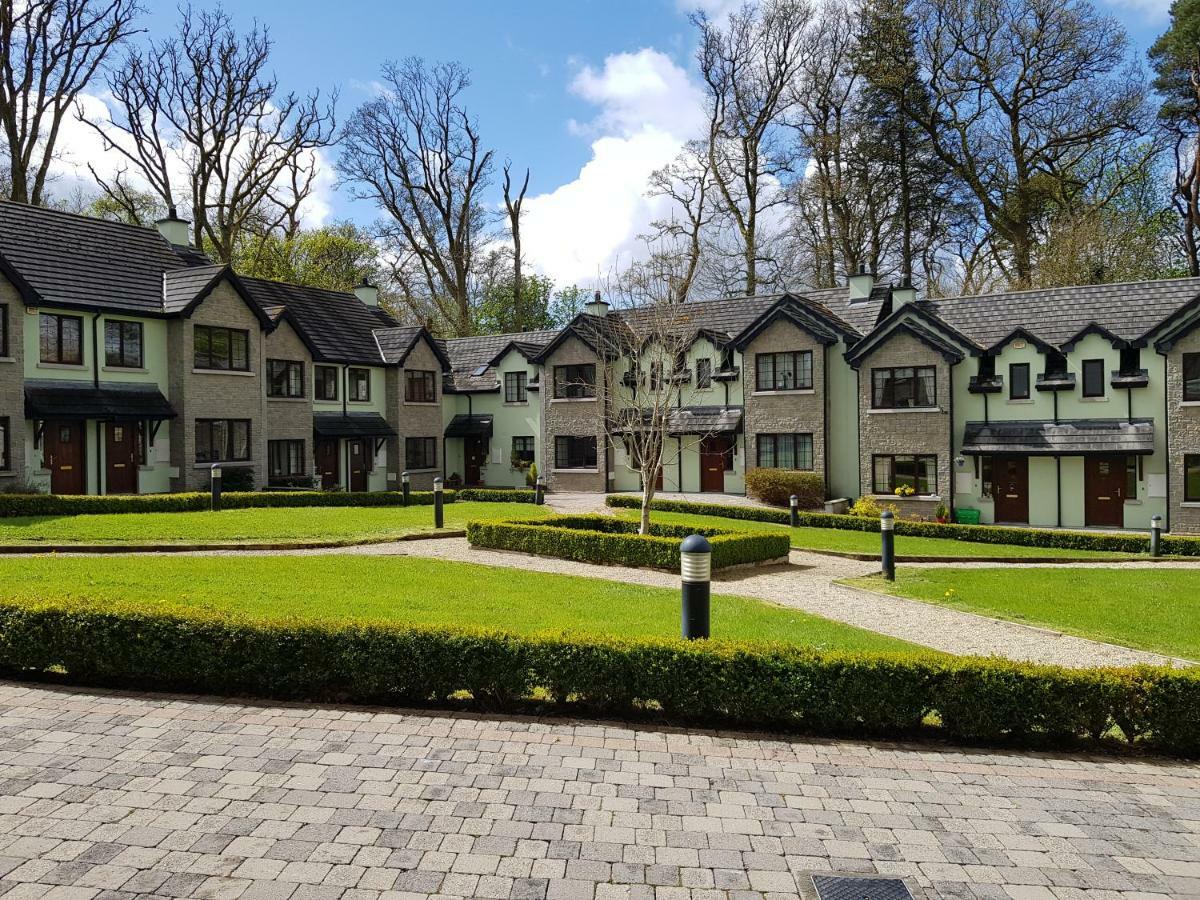 Emerald Charm, Luxury Self Catering, Lough Rynn Castle Estate Mohill ภายนอก รูปภาพ